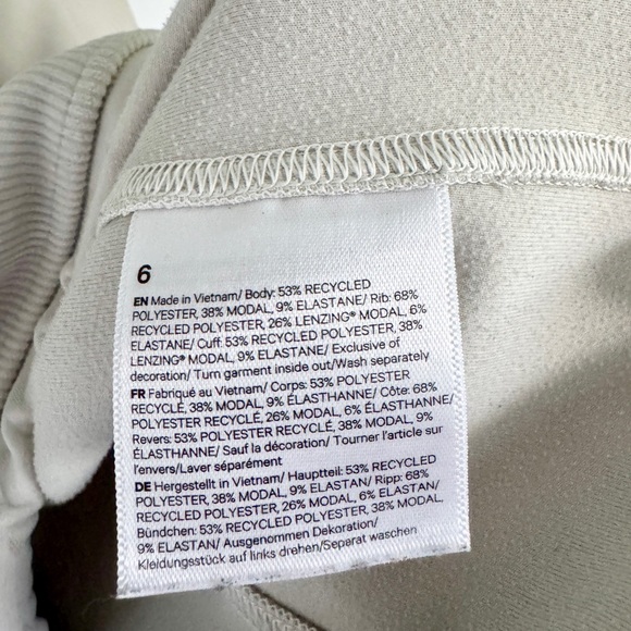 ✨ Lululemon Scuba Funnel Neck Half Zip – Size 6 ✨ - Picture 6 of 10